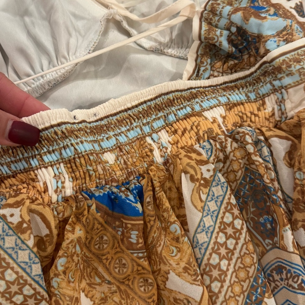 Gold Tiered Maxi Dress (M) - Picture 8 of 8